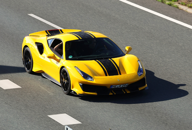 Ferrari 488 Pista