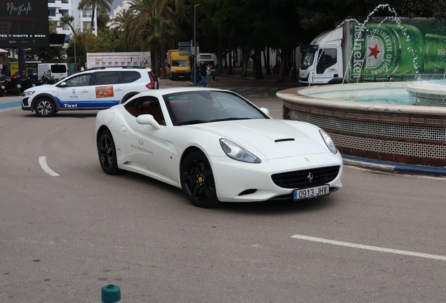 Ferrari California