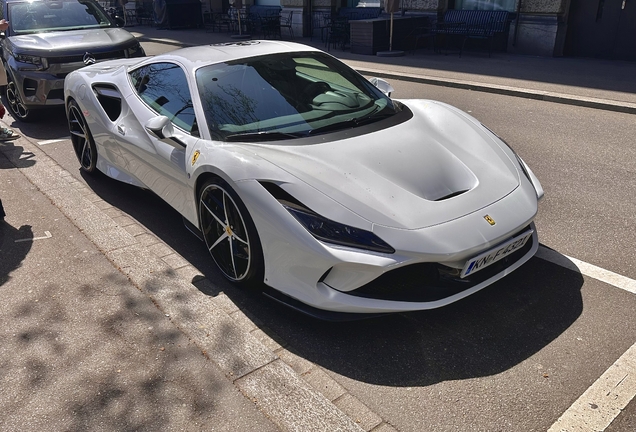 Ferrari F8 Tributo