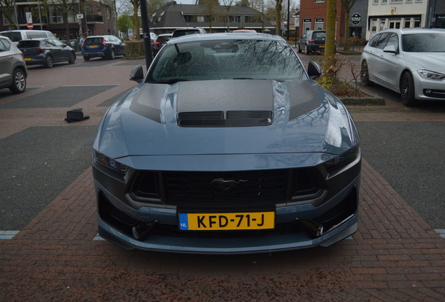 Ford Mustang Dark Horse 2024