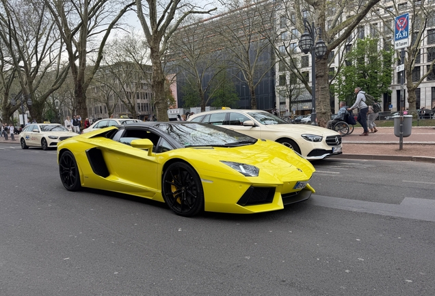 Lamborghini Aventador LP700-4 Roadster