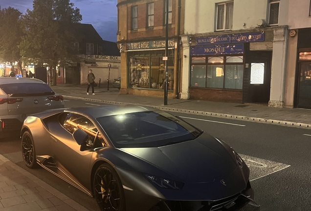 Lamborghini Huracán LP640-4 EVO