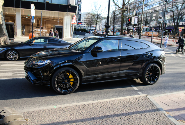 Lamborghini Urus S