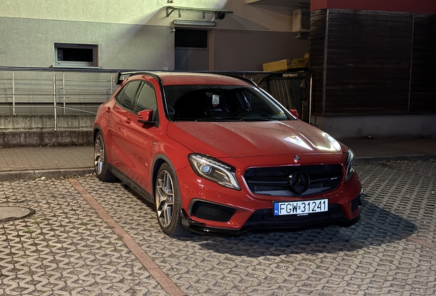 Mercedes-Benz GLA 45 AMG X156