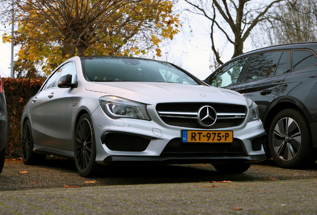 Mercedes-Benz CLA 45 AMG C117