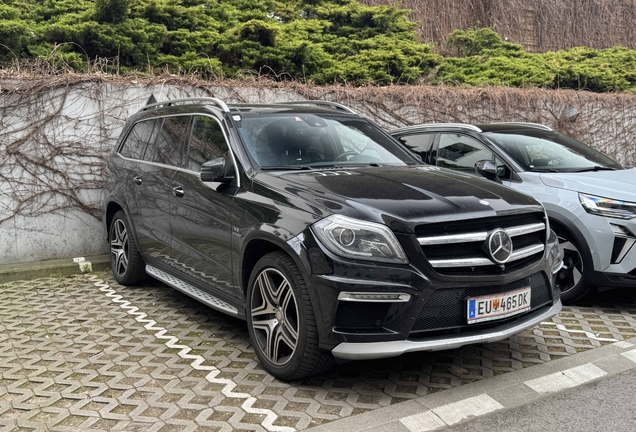 Mercedes-Benz GL 63 AMG X166