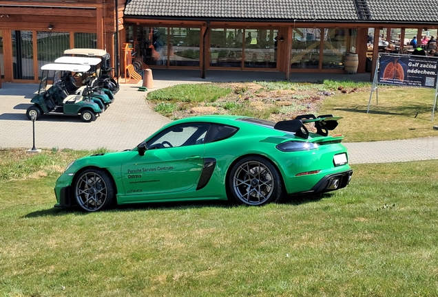 Porsche 718 Cayman GT4 RS Weissach Package