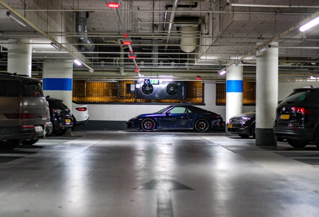 Porsche 991 Carrera 4 GTS Cabriolet MkII