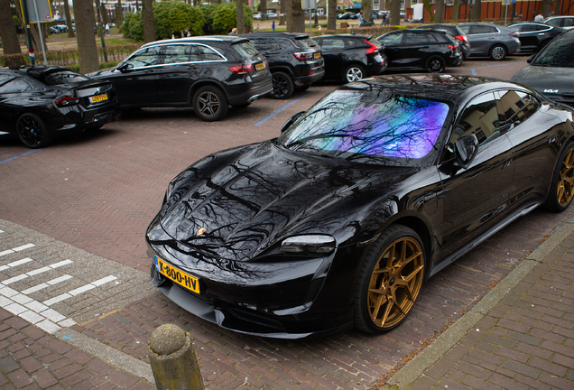 Porsche Taycan Turbo MkI