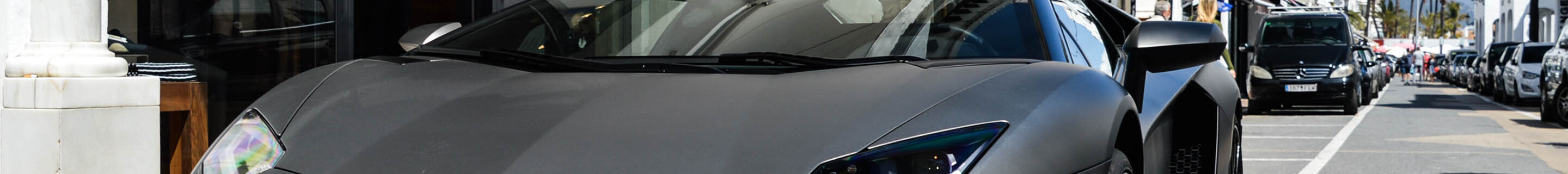 Lamborghini Aventador LP700-4 Roadster