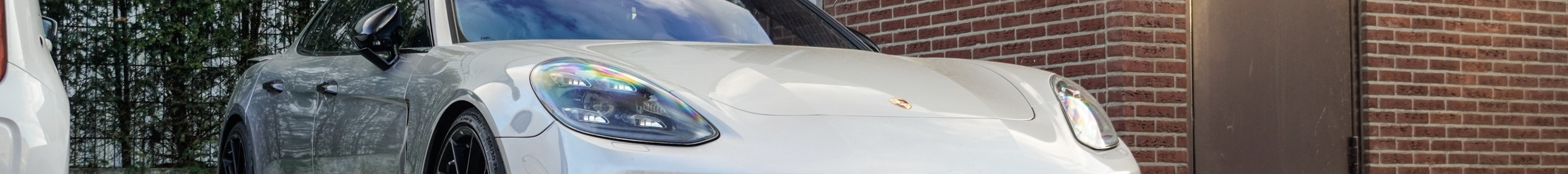 Porsche 971 Panamera Turbo S E-Hybrid MkI