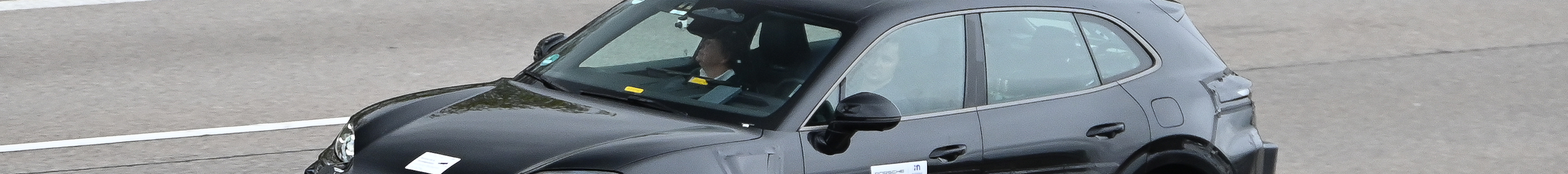 Porsche Cayenne Turbo Electric