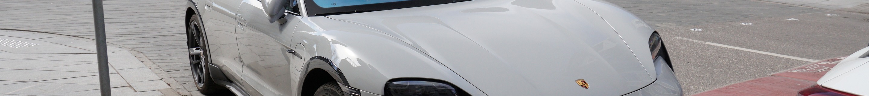 Porsche Taycan Turbo S Cross Turismo MkI