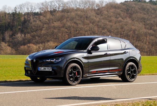 Alfa Romeo Stelvio Quadrifoglio 2023