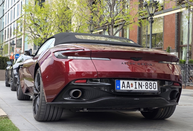 Aston Martin DB11 V8 Volante