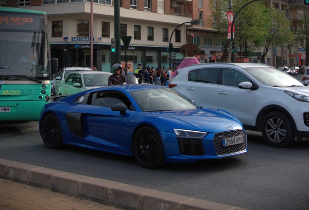 Audi R8 V10 Plus 2015