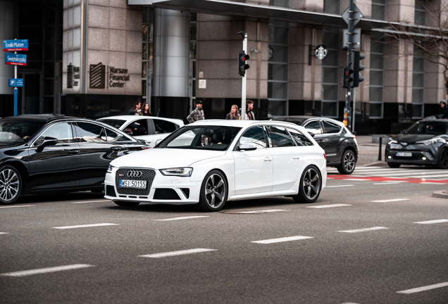 Audi RS4 Avant B8
