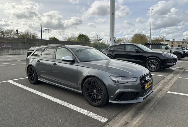 Audi RS6 Avant C7 2015