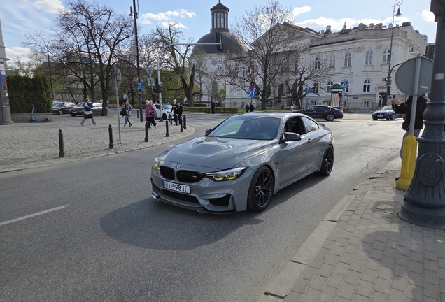 BMW M4 F82 CS