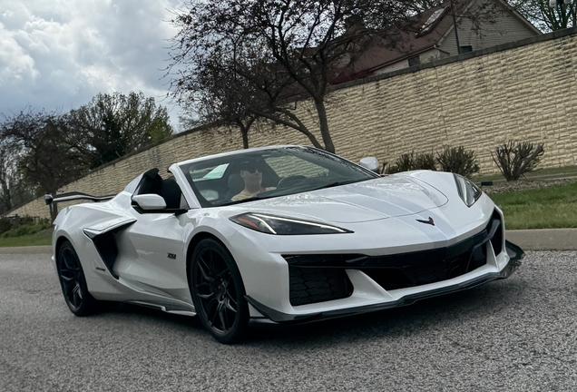 Chevrolet Corvette C8 Z06 Convertible 70th Anniversary