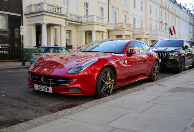 Ferrari FF