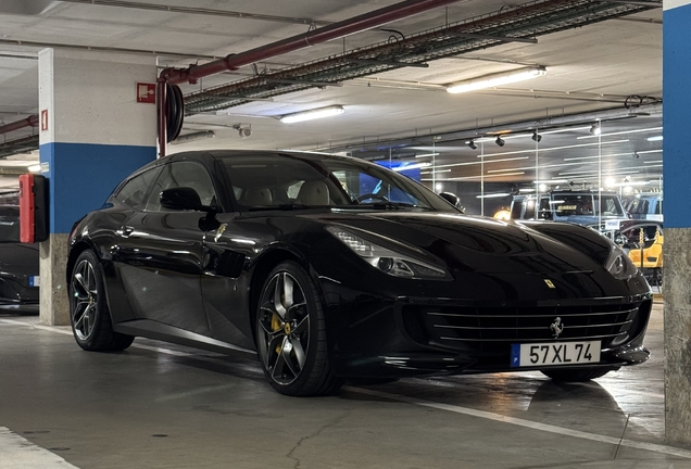 Ferrari GTC4Lusso T