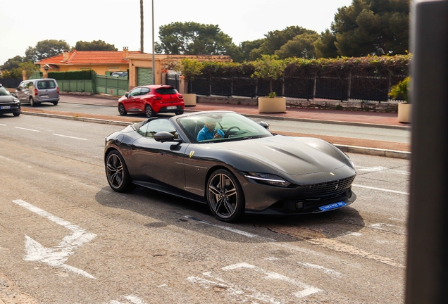 Ferrari Roma Spider