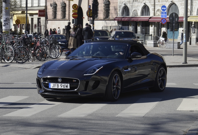 Jaguar F-TYPE S Convertible