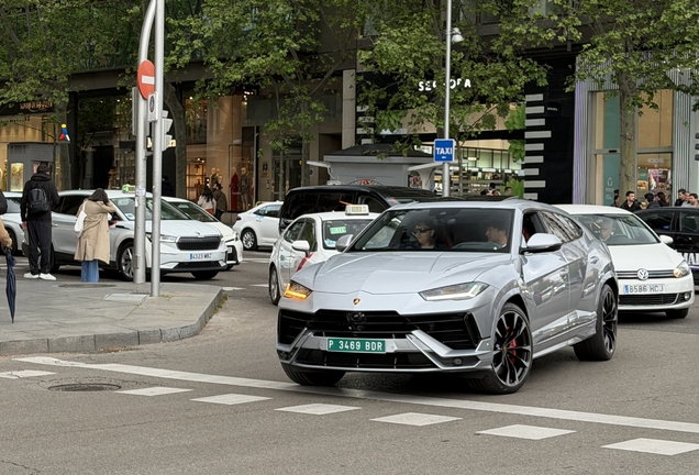 Lamborghini Urus S