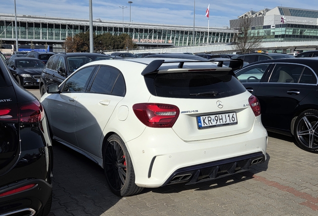 Mercedes-AMG A 45 W176 2015