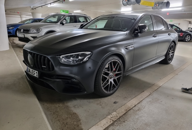 Mercedes-AMG E 63 S W213 2021