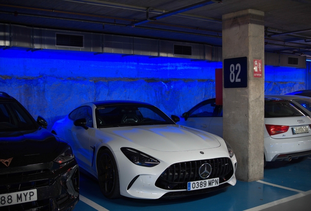 Mercedes-AMG GT 63 C192