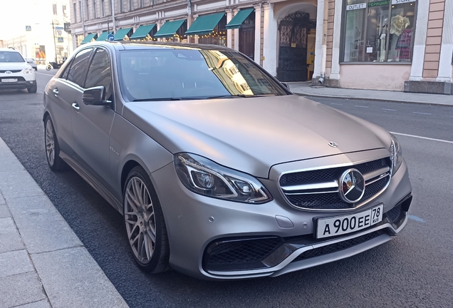 Mercedes-Benz E 63 AMG S W212