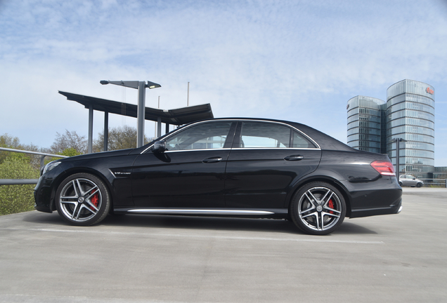 Mercedes-Benz E 63 AMG S W212