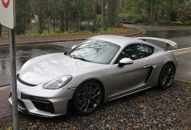 Porsche 718 Cayman GT4