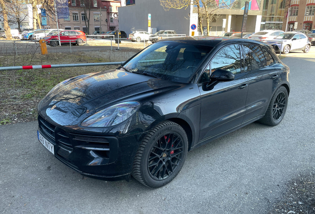 Porsche 95B Macan GTS MkII