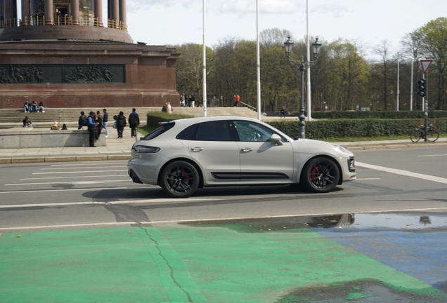Porsche 95B Macan GTS MkIII
