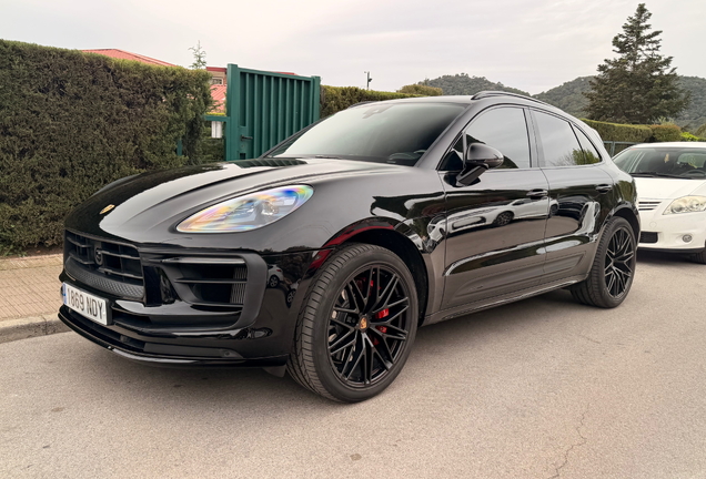 Porsche 95B Macan GTS MkIII