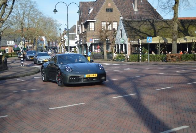 Porsche 992 Carrera 4 GTS MkII