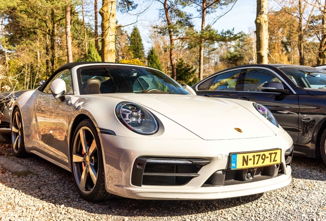 Porsche 992 Carrera 4S Cabriolet MkI