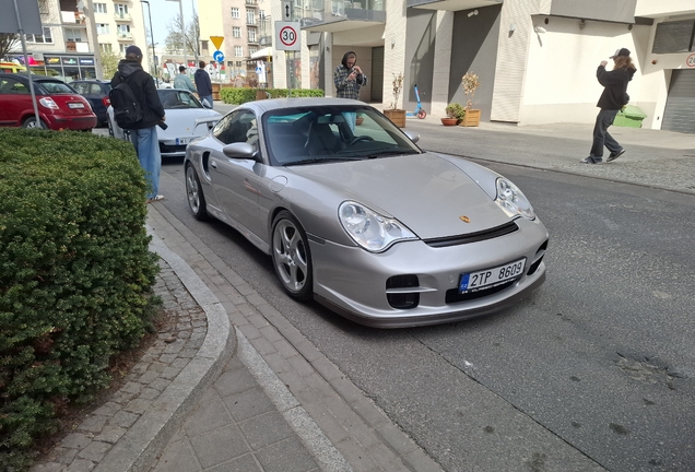 Porsche 996 GT2