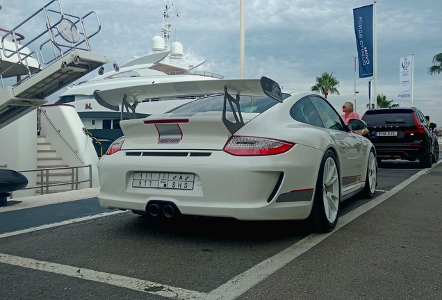 Porsche 997 GT3 RS 4.0