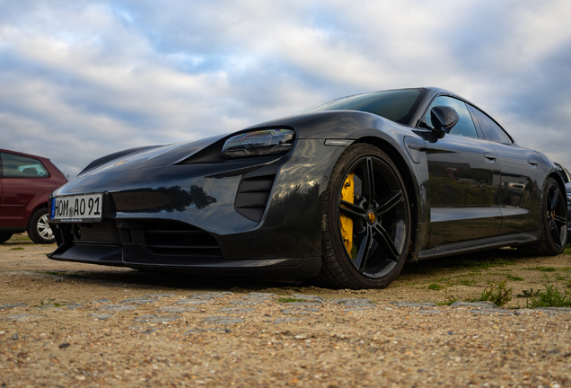 Porsche Taycan Turbo S MkI
