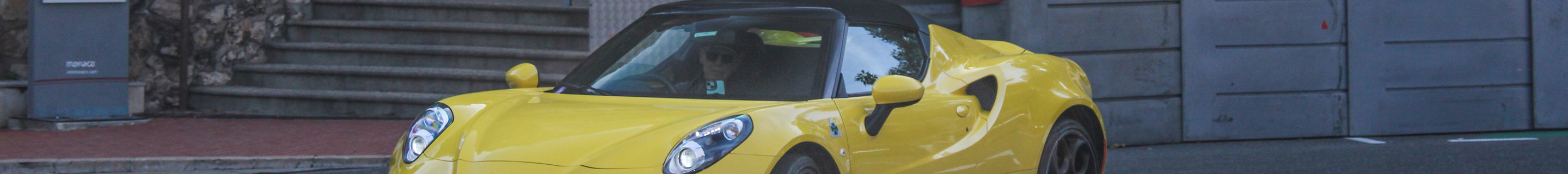 Alfa Romeo 4C Spider