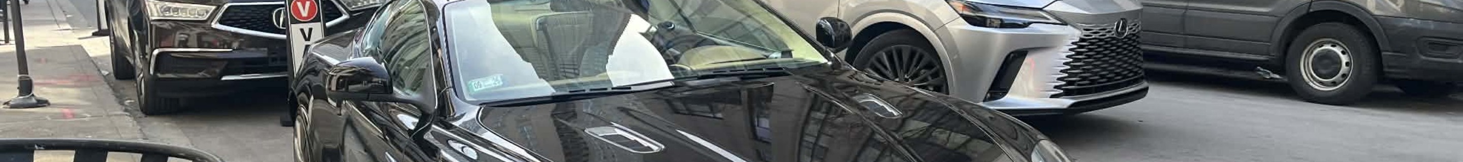 Aston Martin Virage 2011