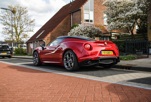 Alfa Romeo 4C Coupé