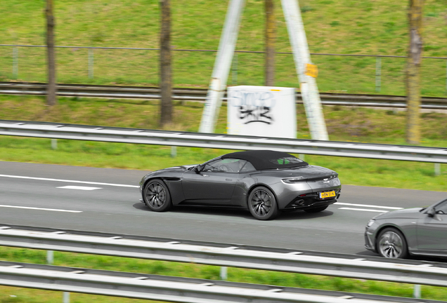 Aston Martin DB11 V8 Volante