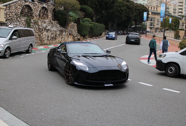 Aston Martin DB12 Volante