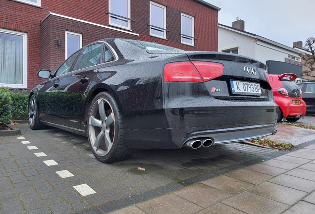 Audi S8 D4