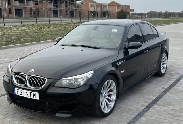 BMW M5 E60 2007